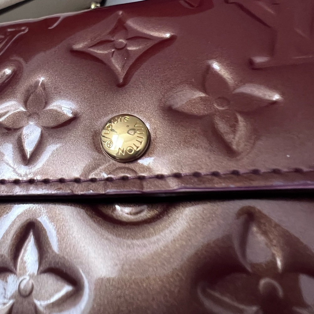 SOLD‼️LV Vernis Sarah Wallet in Amarante Burgundy (Full Set, Preloved) - Picture 3 of 15